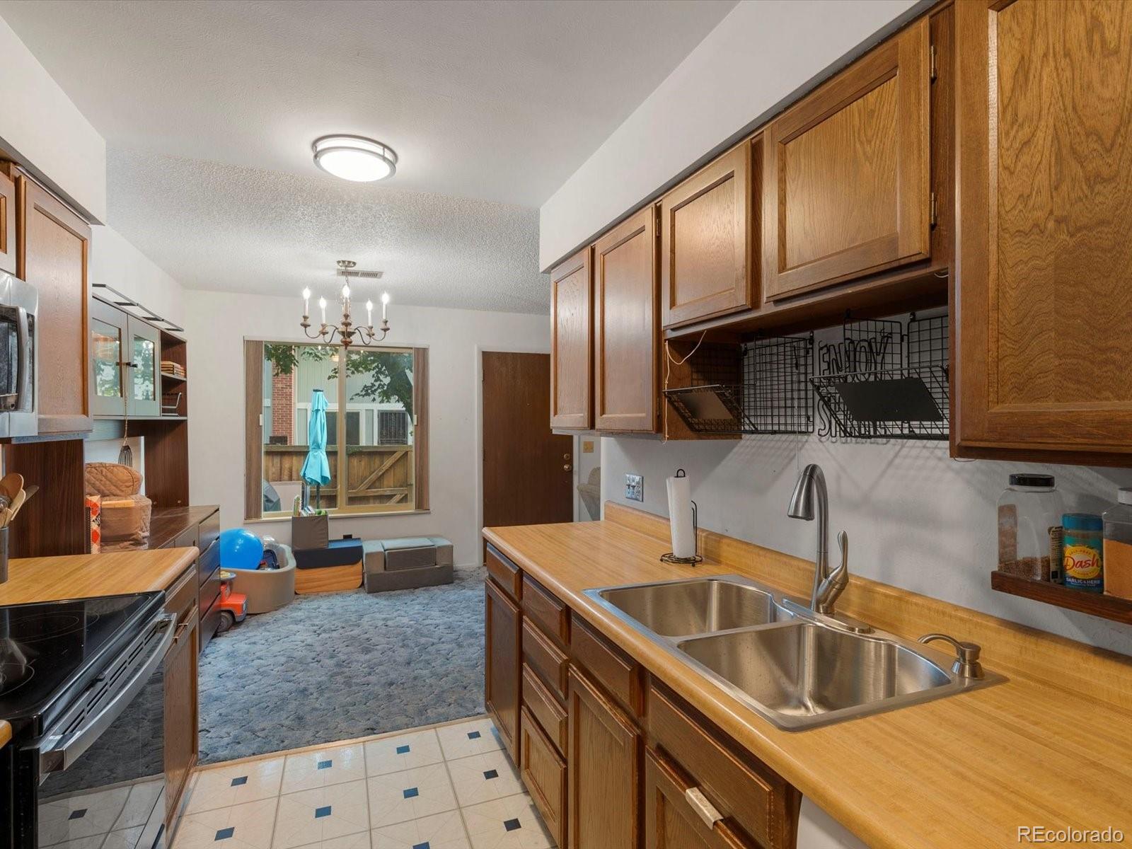 MLS Image #11 for 2024 w 101st avenue,thornton, Colorado