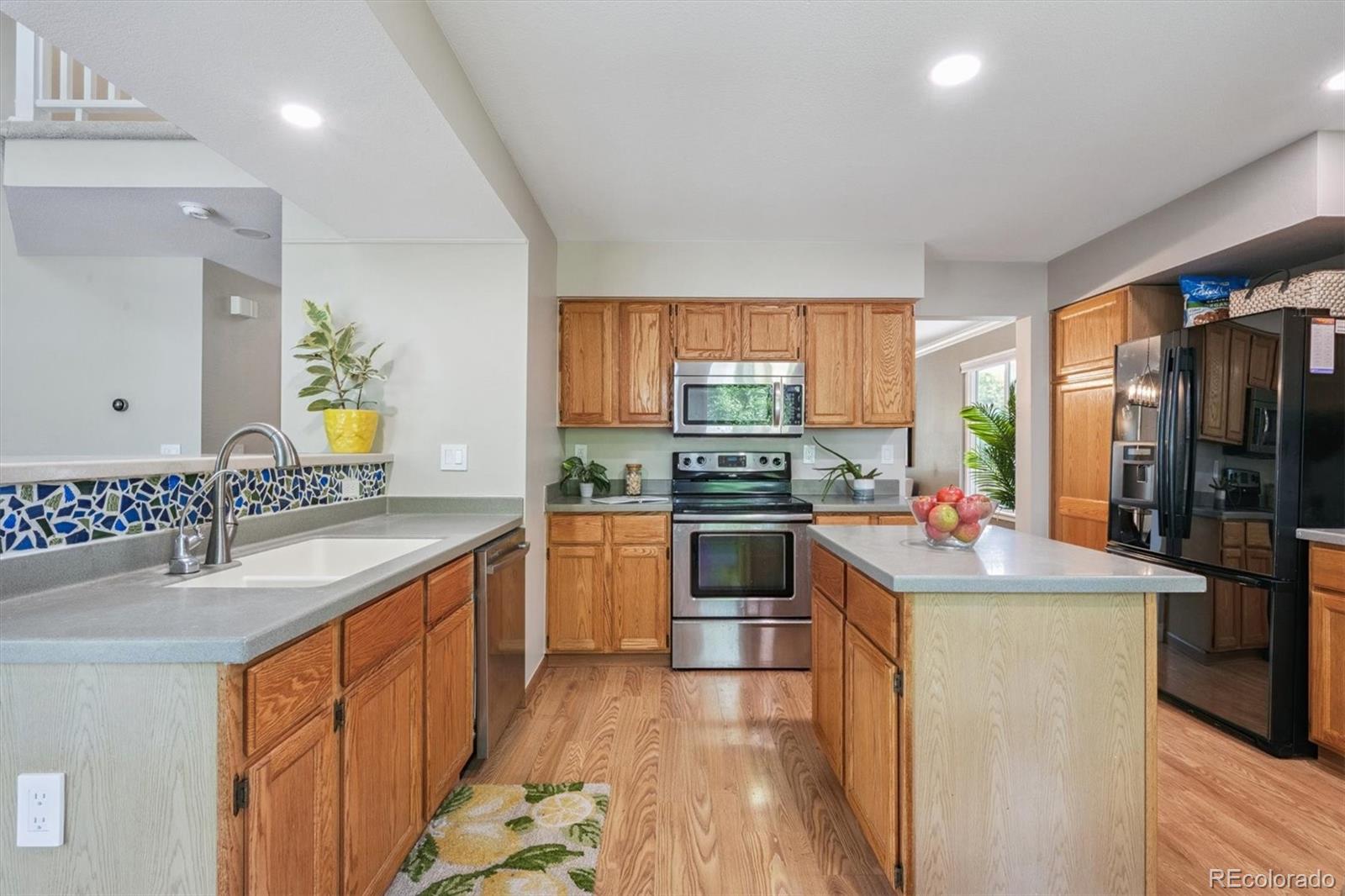 MLS Image #11 for 6715 w 97th circle,westminster, Colorado