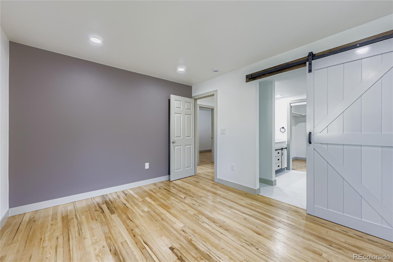 MLS Image #14 for 2531 s perry street,denver, Colorado