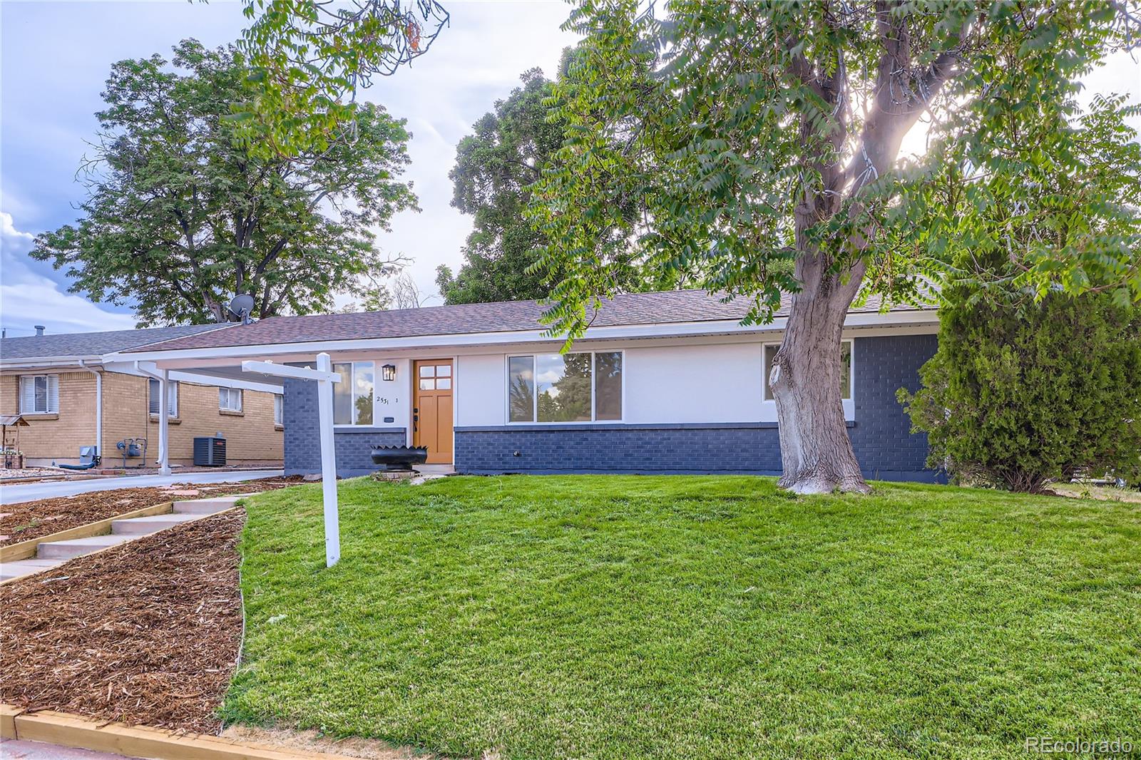 MLS Image #2 for 2531 s perry street,denver, Colorado