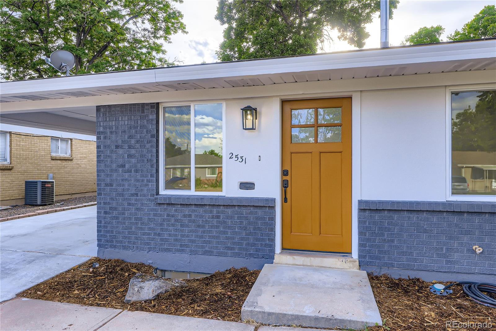 MLS Image #3 for 2531 s perry street,denver, Colorado