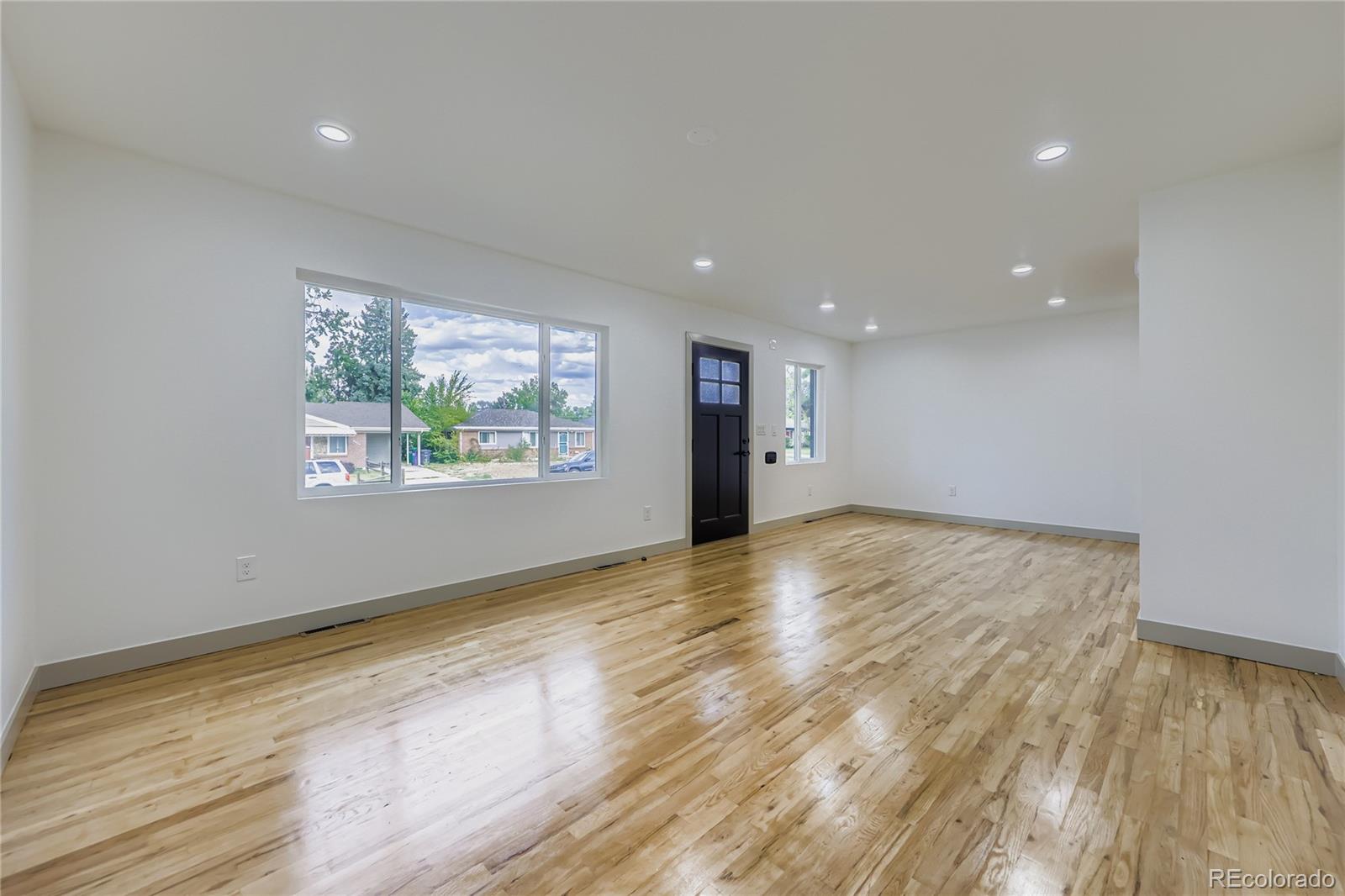 MLS Image #6 for 2531 s perry street,denver, Colorado