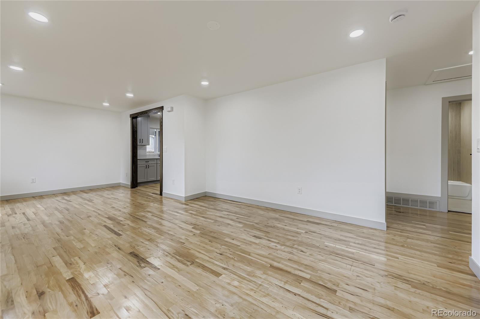 MLS Image #7 for 2531 s perry street,denver, Colorado