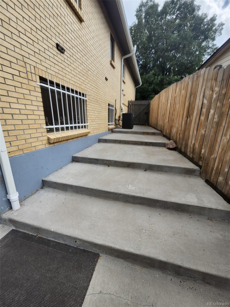 MLS Image #5 for 15361  8th avenue,aurora, Colorado