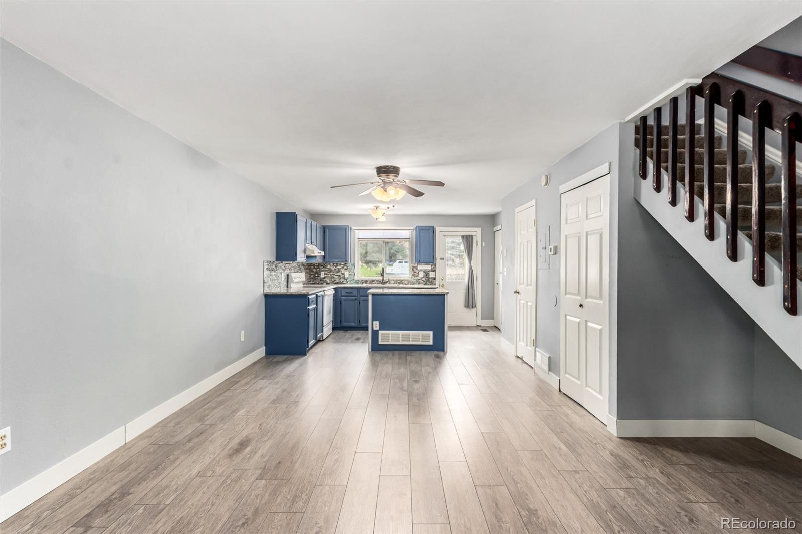 MLS Image #7 for 9626 w chatfield avenue,littleton, Colorado