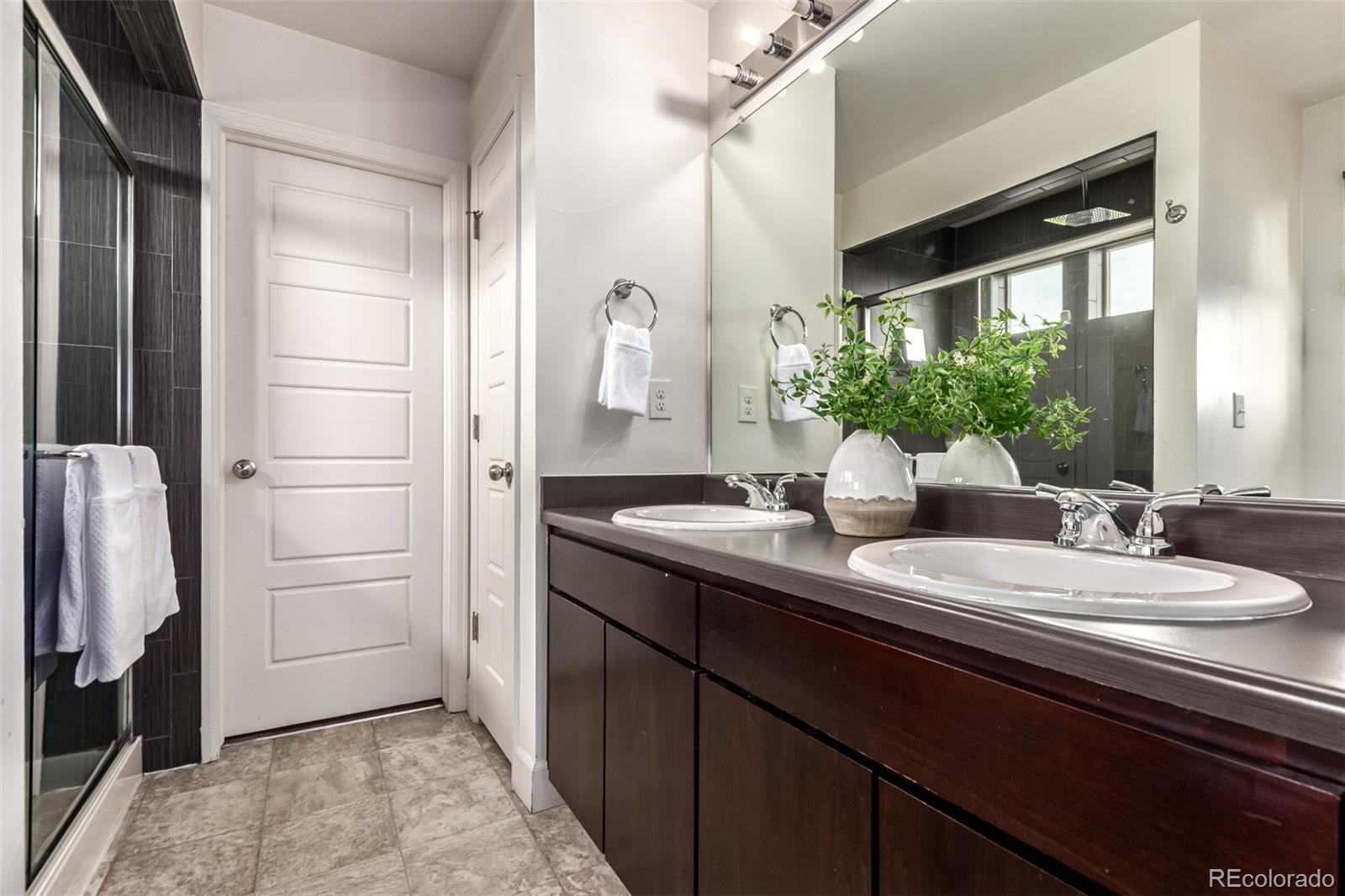 MLS Image #13 for 18691 e 50th place,denver, Colorado