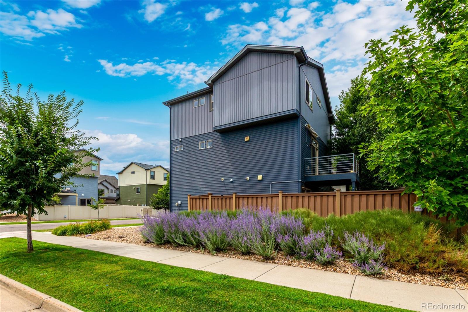 MLS Image #31 for 18691 e 50th place,denver, Colorado