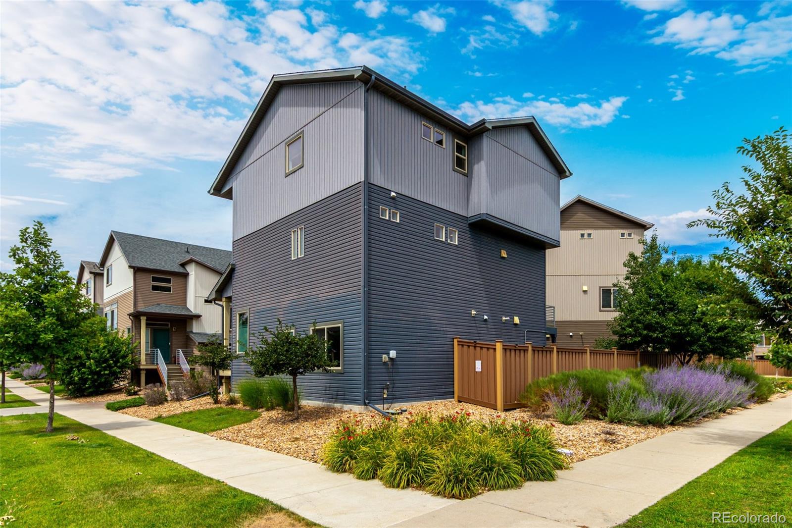 MLS Image #35 for 18691 e 50th place,denver, Colorado