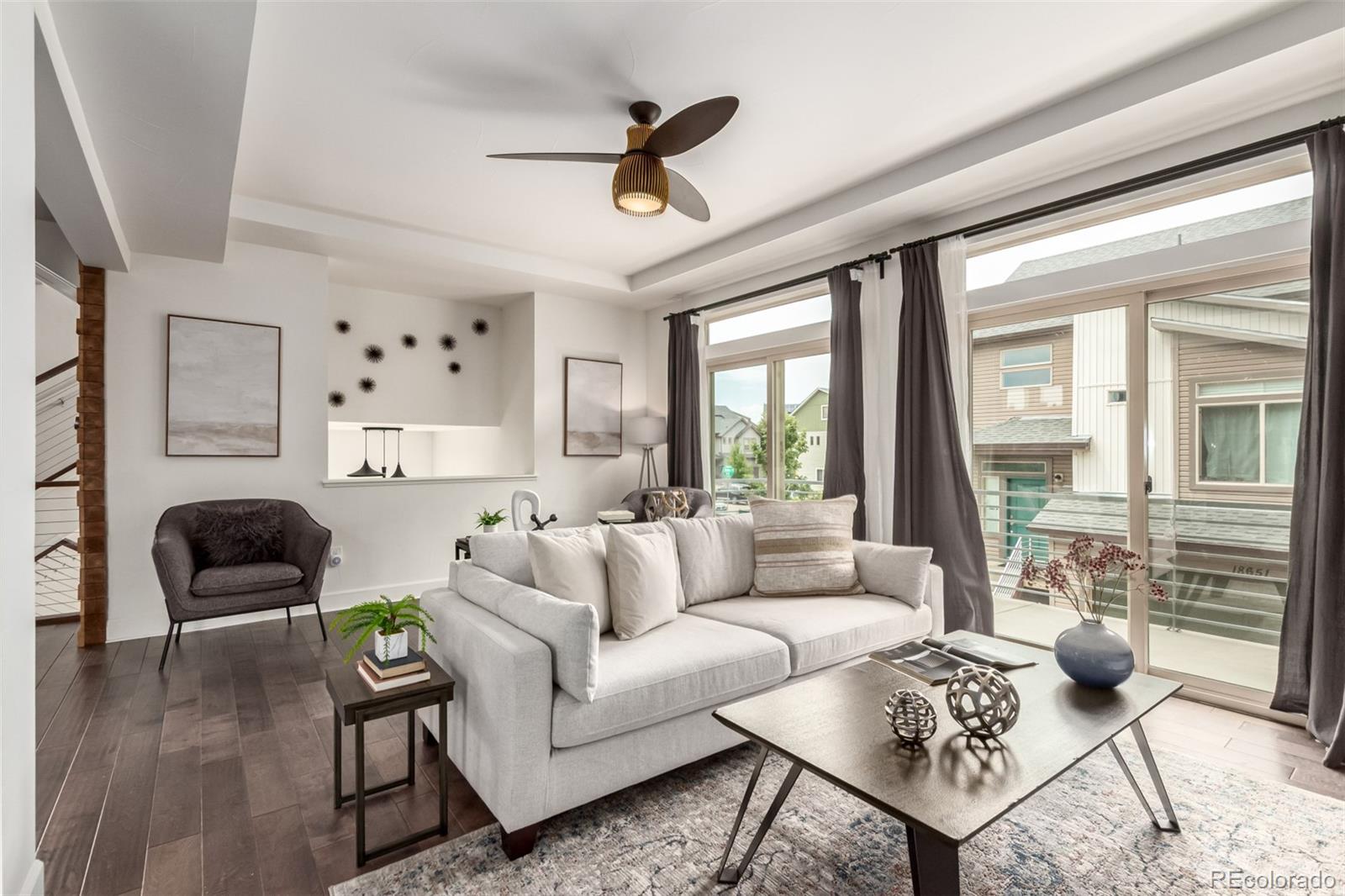 MLS Image #4 for 18691 e 50th place,denver, Colorado