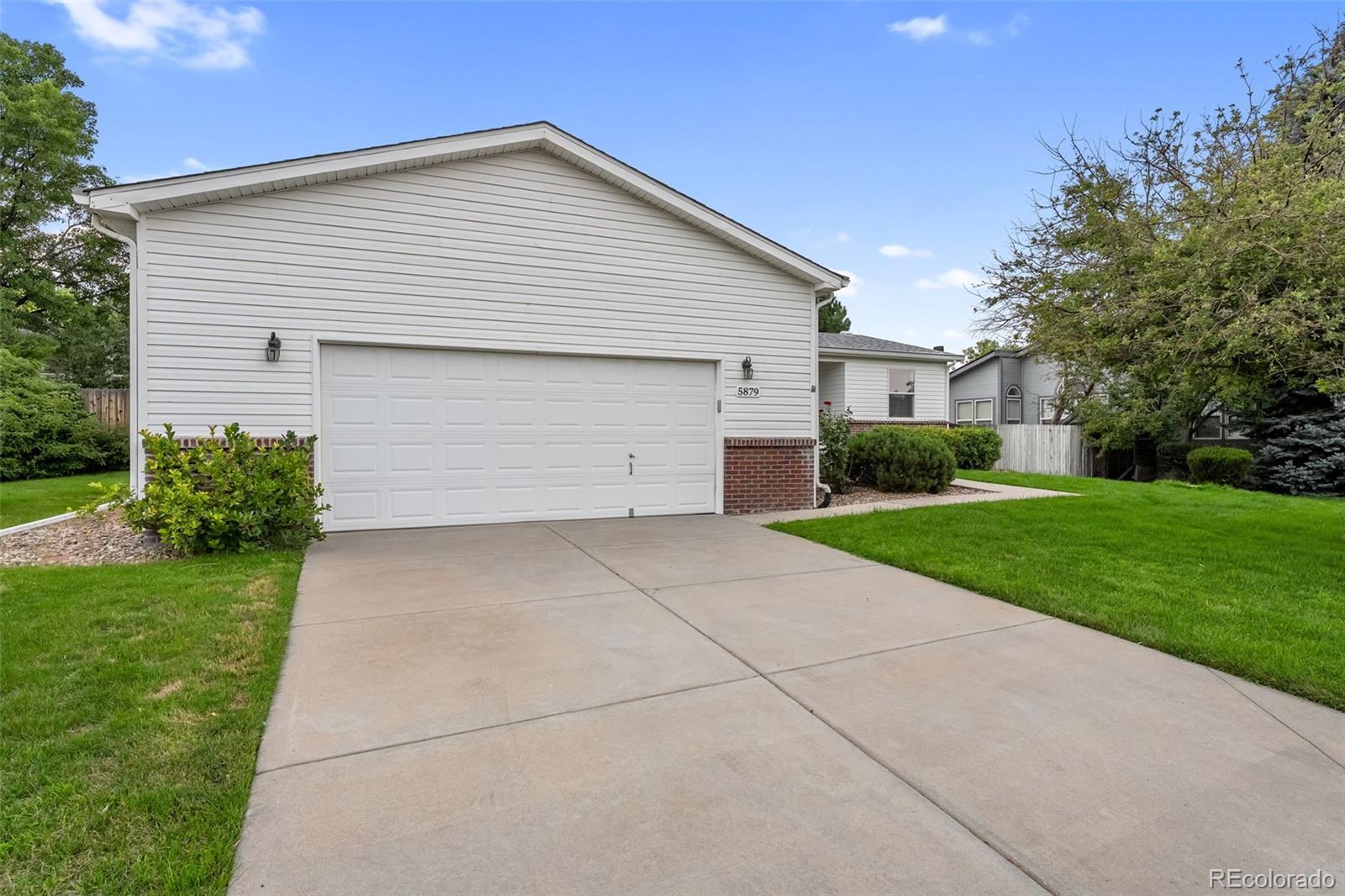 CMA Image for 5879 S Riviera Court,Centennial, Colorado