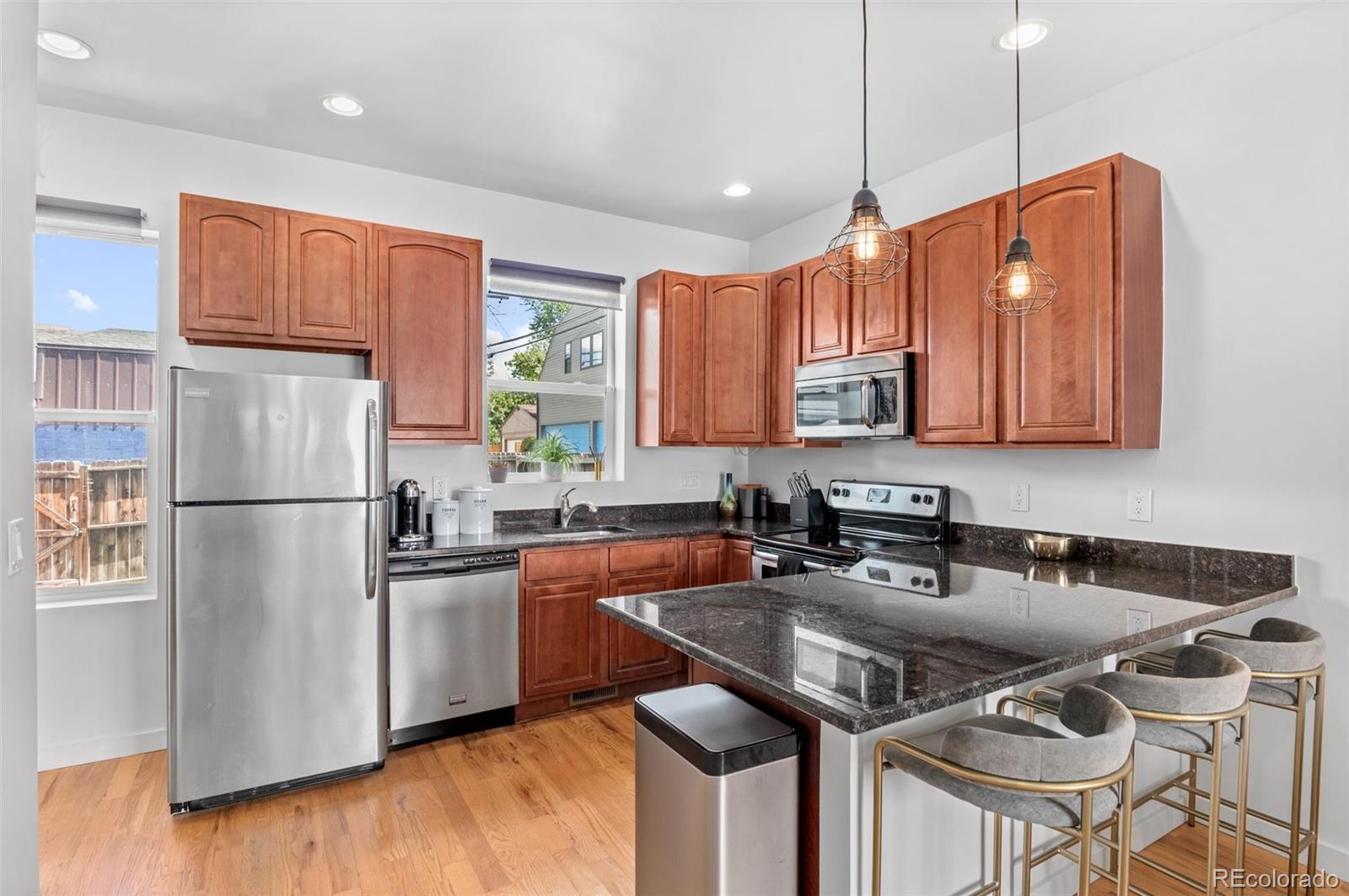 MLS Image #5 for 1223  31st street,denver, Colorado