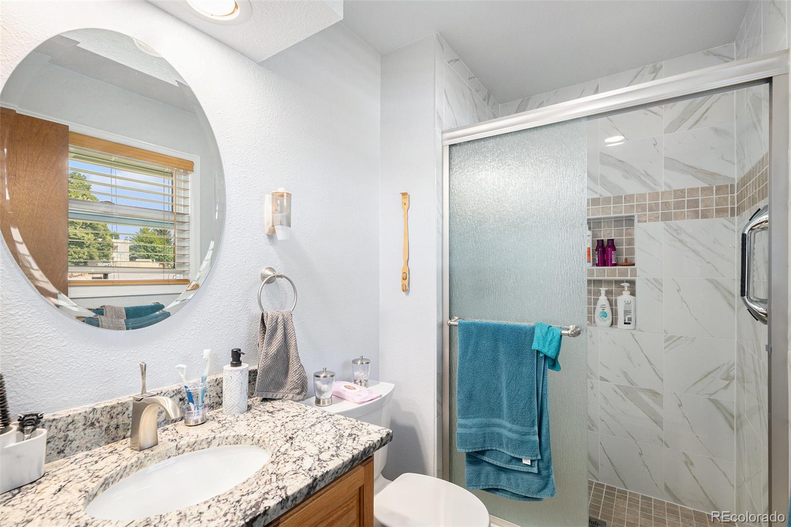MLS Image #17 for 2556 s elkhart street,aurora, Colorado