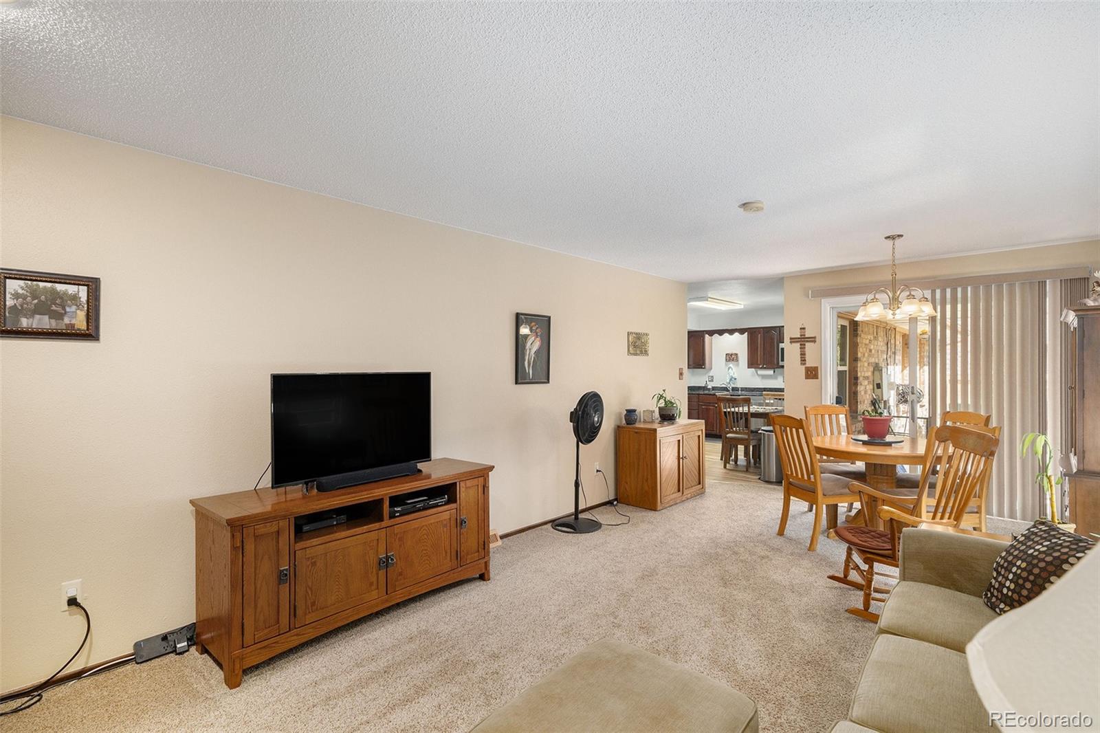 MLS Image #3 for 2556 s elkhart street,aurora, Colorado