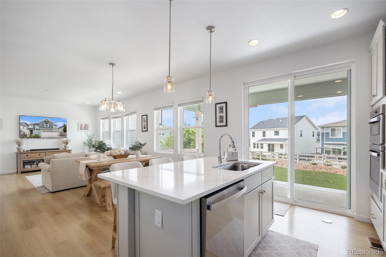 MLS Image #7 for 8215  big thompson street,littleton, Colorado