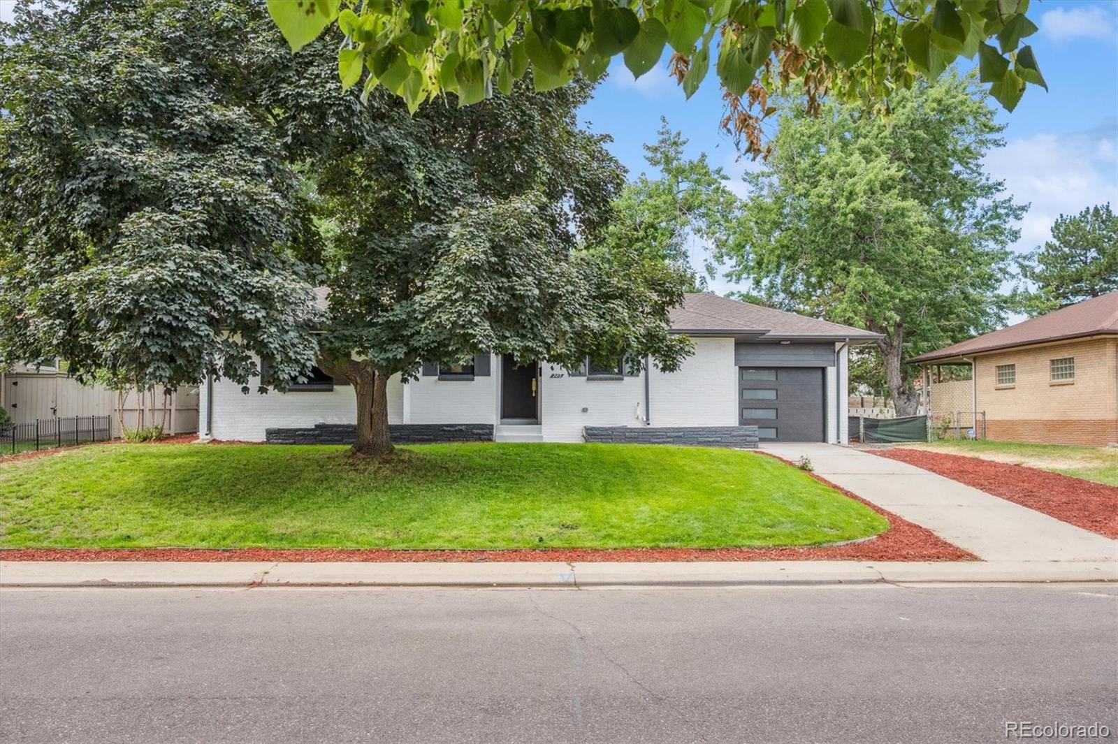 MLS Image #1 for 725 s harrison street,denver, Colorado