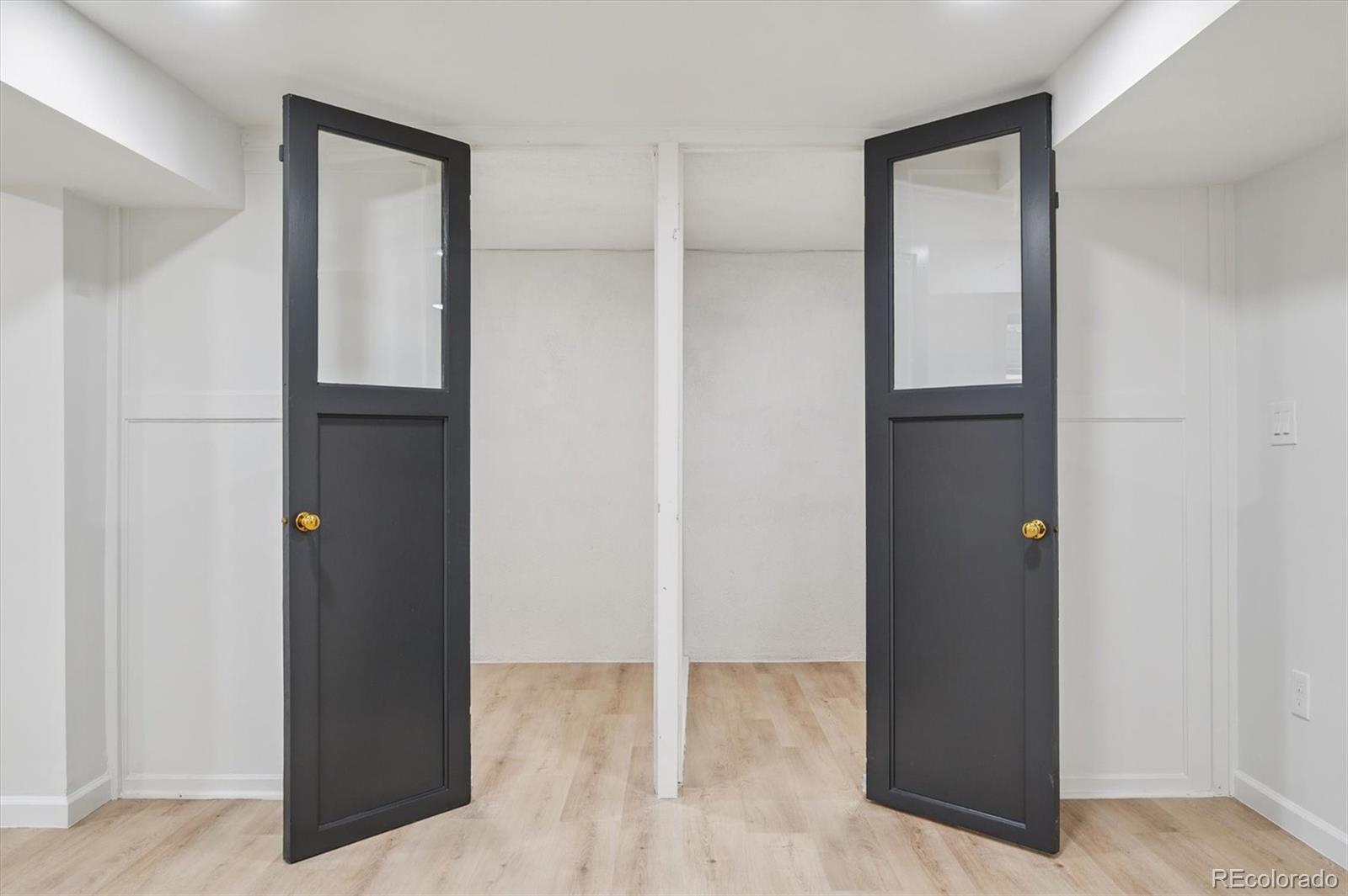 MLS Image #28 for 725 s harrison street,denver, Colorado