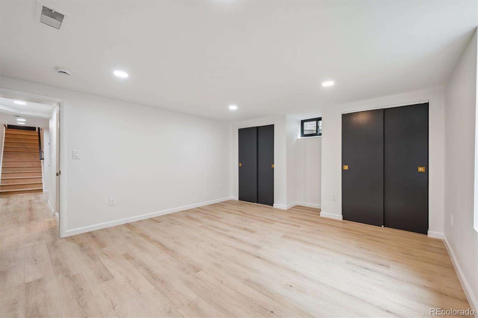 MLS Image #32 for 725 s harrison street,denver, Colorado