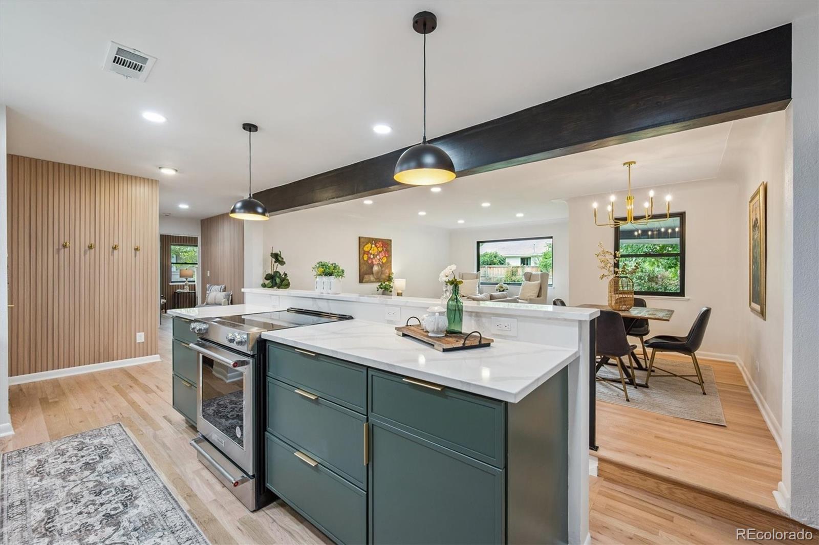 MLS Image #6 for 725 s harrison street,denver, Colorado