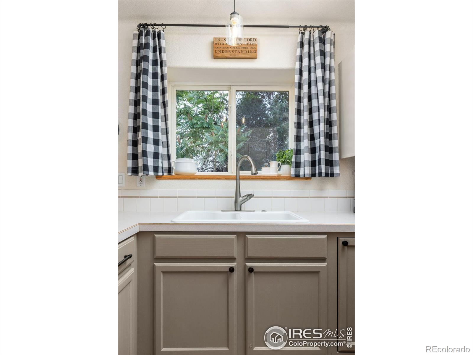 MLS Image #8 for 1682  stove prairie circle,loveland, Colorado