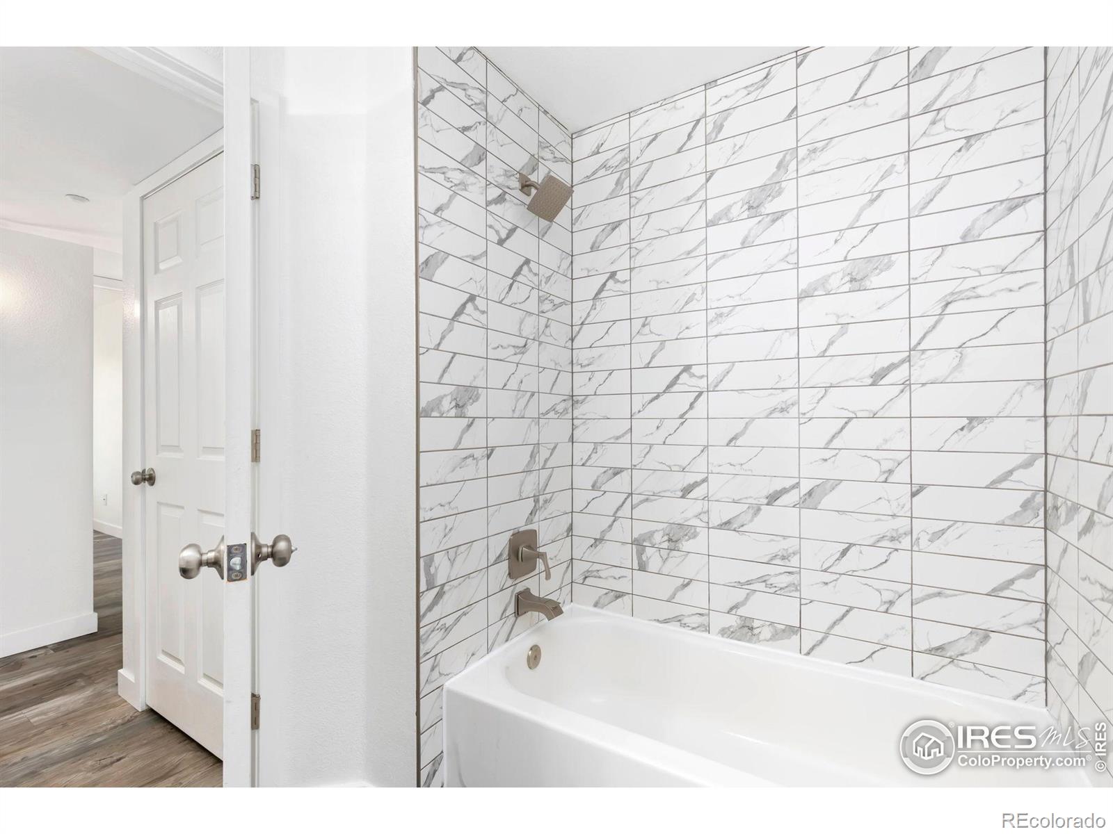 MLS Image #18 for 33 s boulder circle,boulder, Colorado