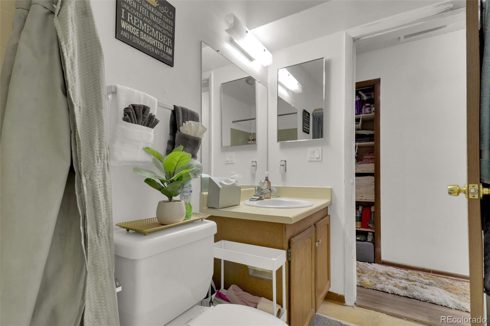 MLS Image #13 for 14208 e 1st drive,aurora, Colorado