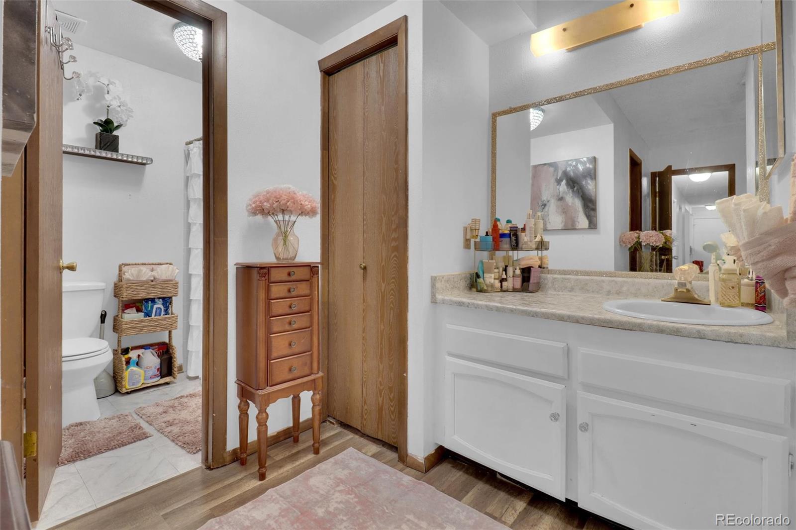 MLS Image #15 for 14208 e 1st drive,aurora, Colorado