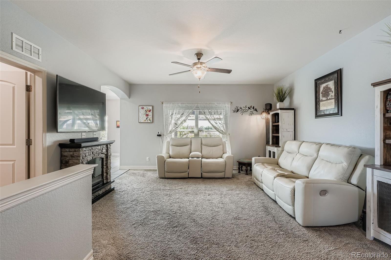 MLS Image #15 for 56698 e 22nd place,strasburg, Colorado