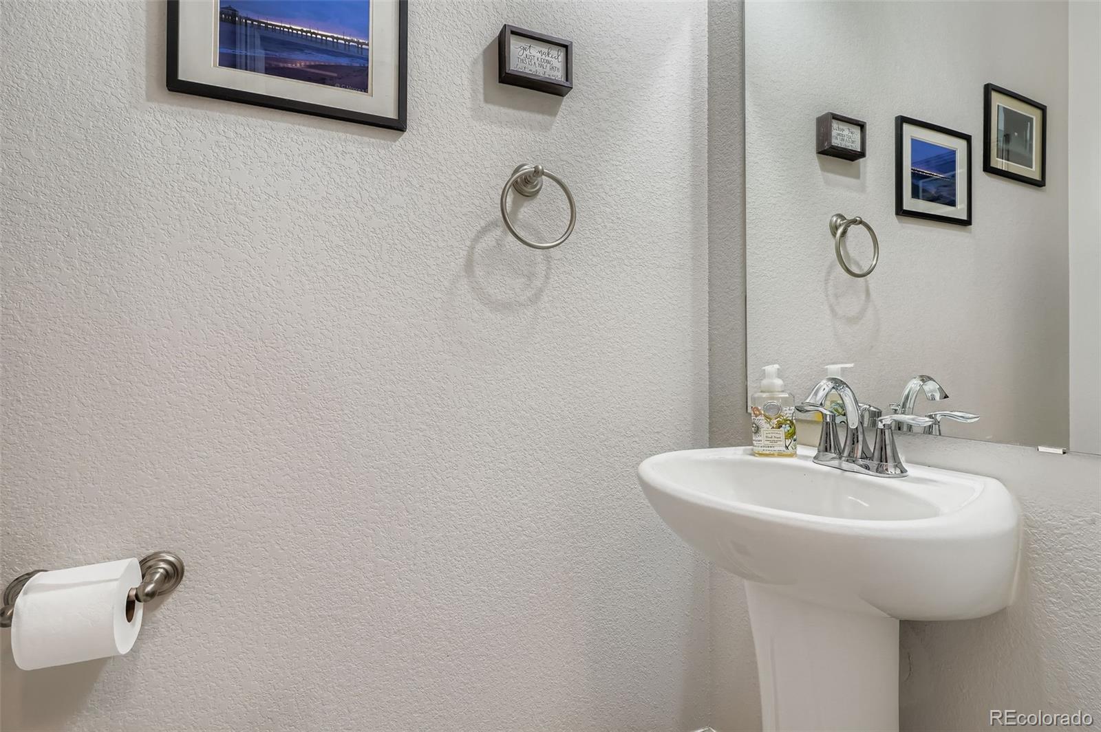 MLS Image #26 for 56698 e 22nd place,strasburg, Colorado
