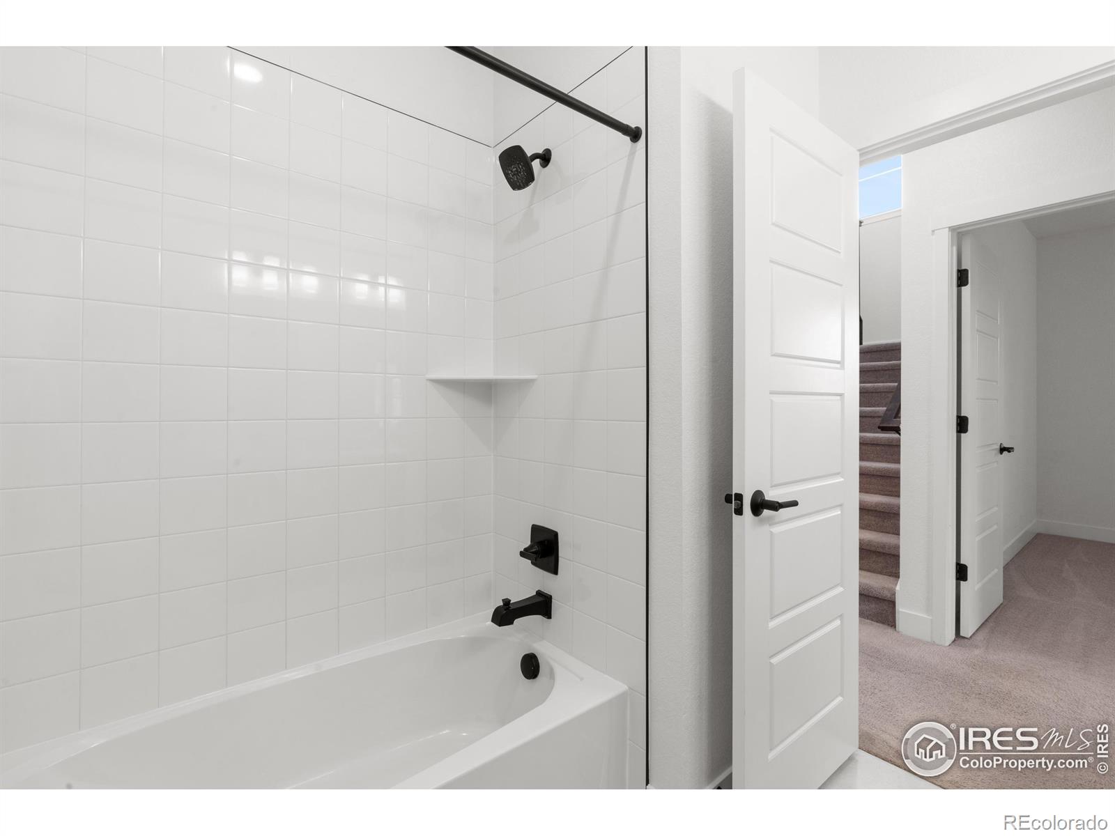 MLS Image #11 for 6791  navajo court,denver, Colorado