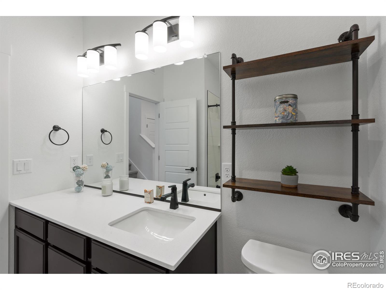 MLS Image #13 for 6791  navajo court,denver, Colorado