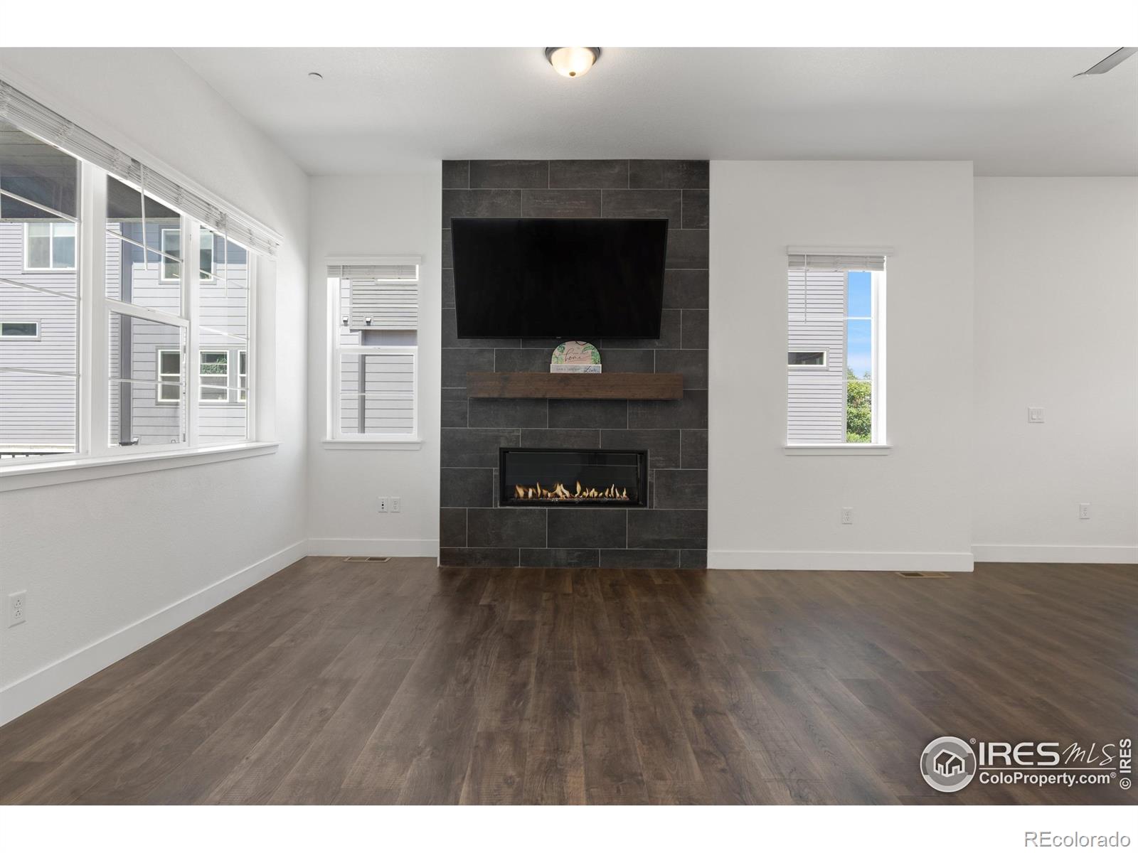 MLS Image #7 for 6791  navajo court,denver, Colorado