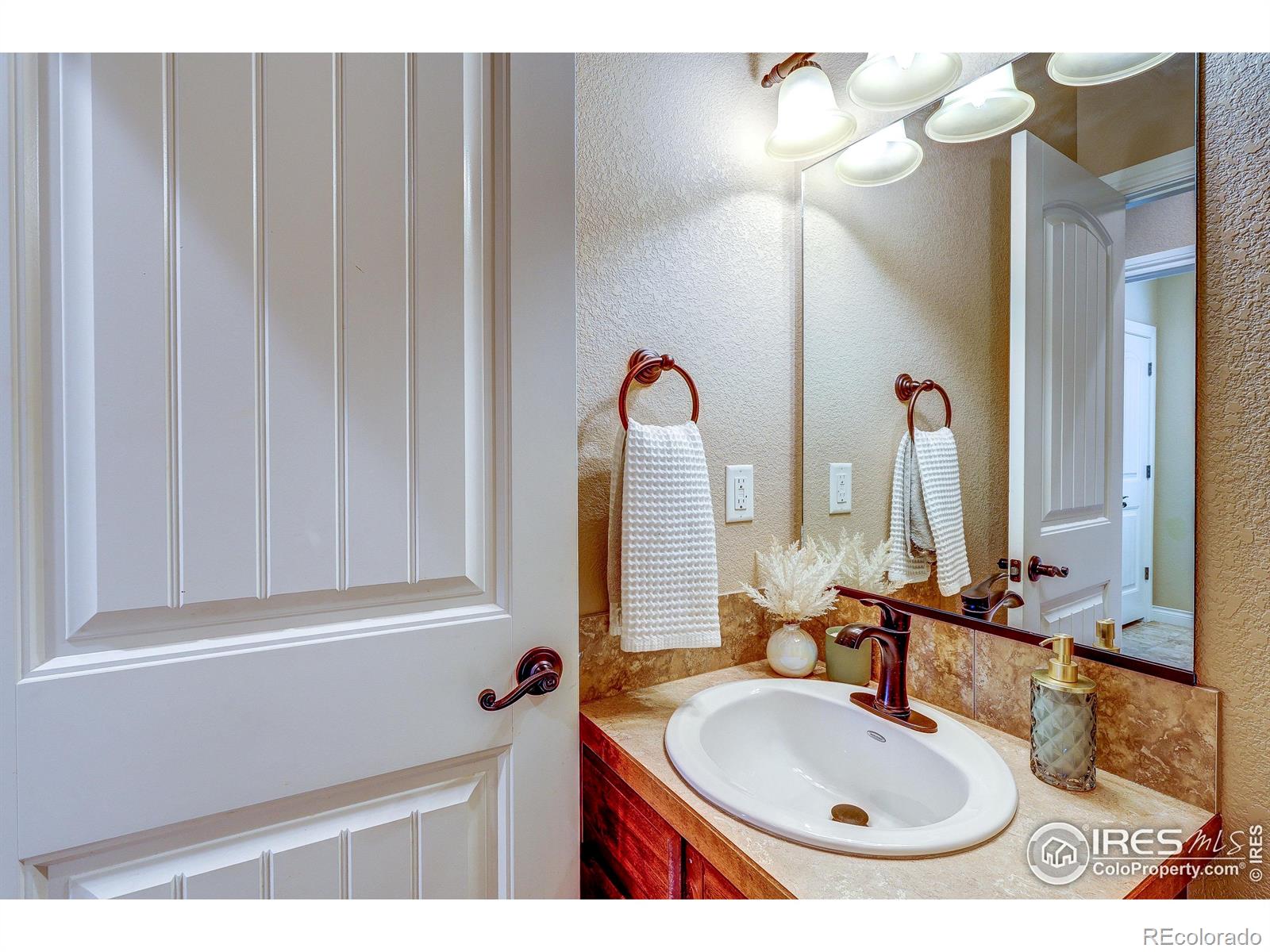 MLS Image #13 for 190  kitty hawk court,windsor, Colorado