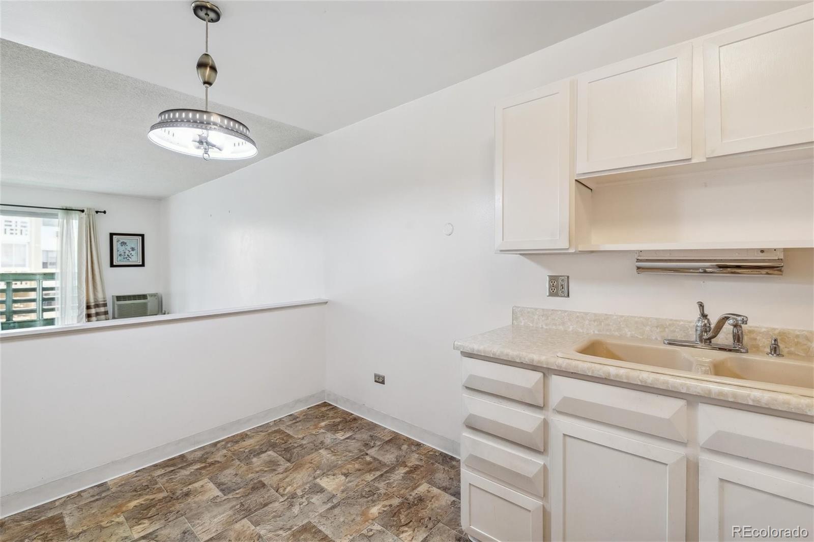 MLS Image #7 for 495 s dayton street,denver, Colorado