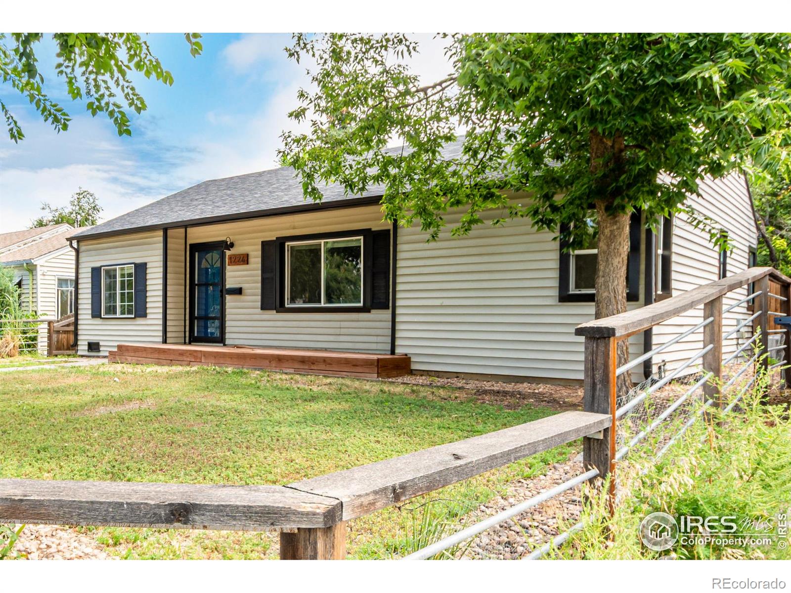 MLS Image #4 for 1224  jamaica street,aurora, Colorado