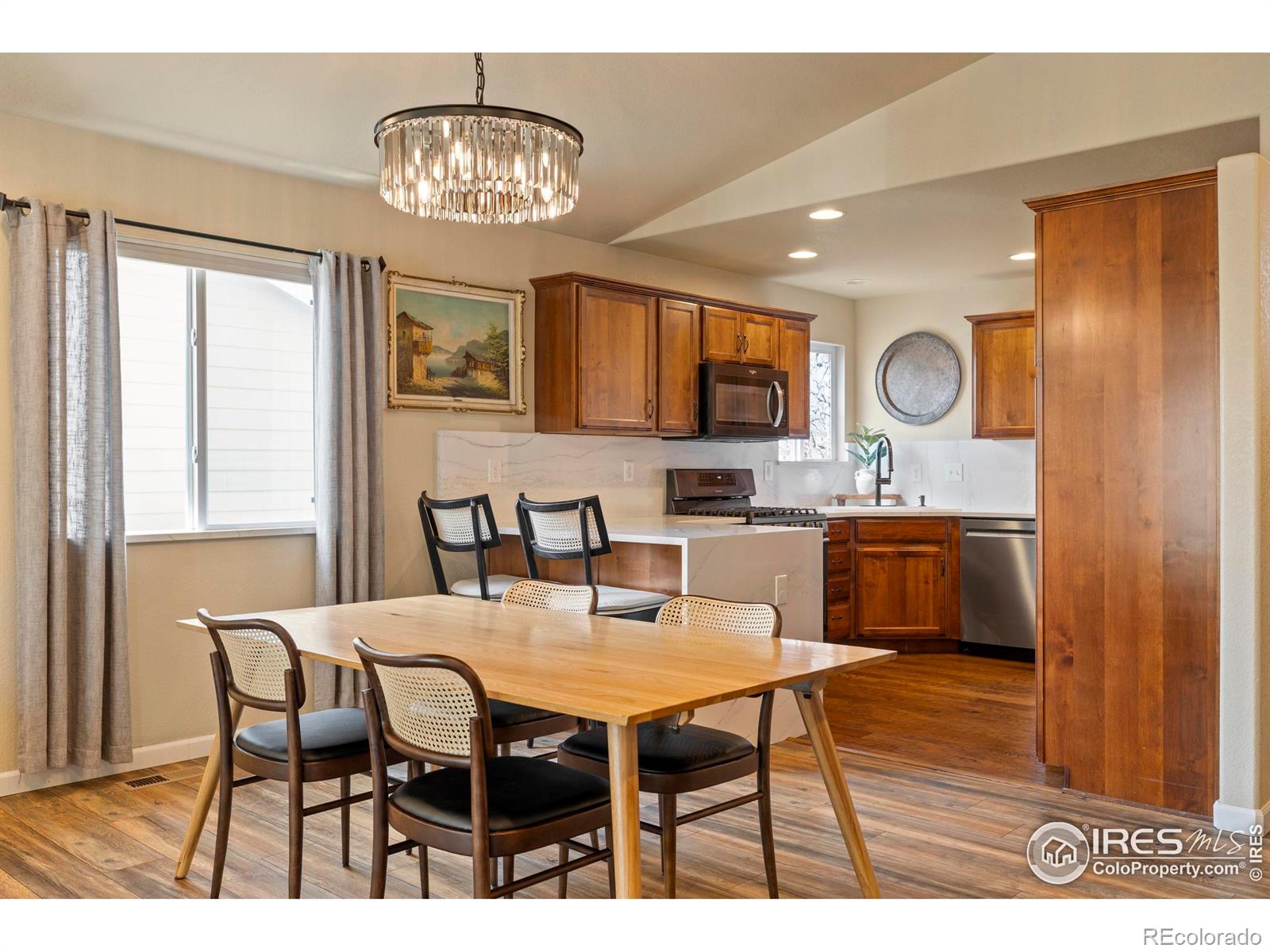MLS Image #5 for 947  delphinus place,loveland, Colorado
