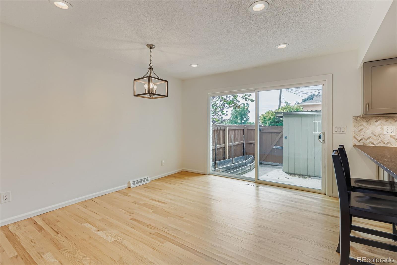 MLS Image #11 for 3981 s boston street,denver, Colorado