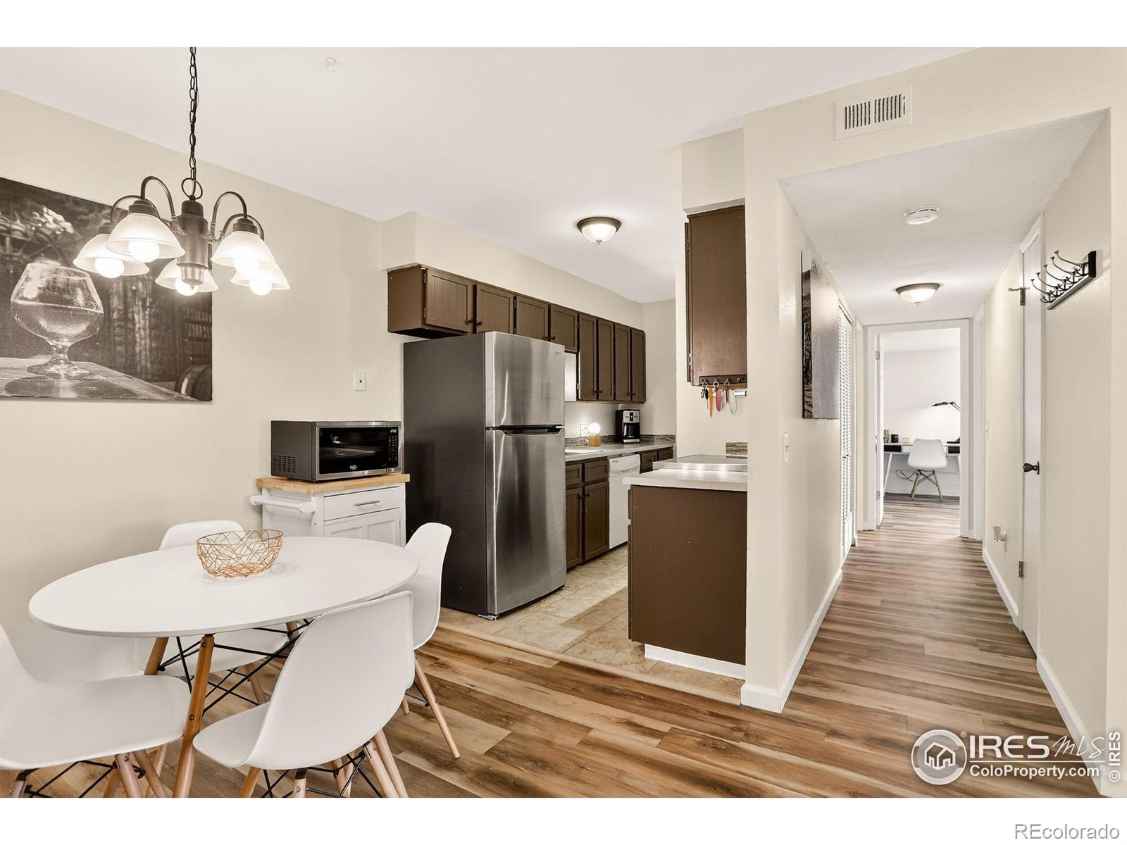 MLS Image #8 for 7525 w 62nd avenue,arvada, Colorado