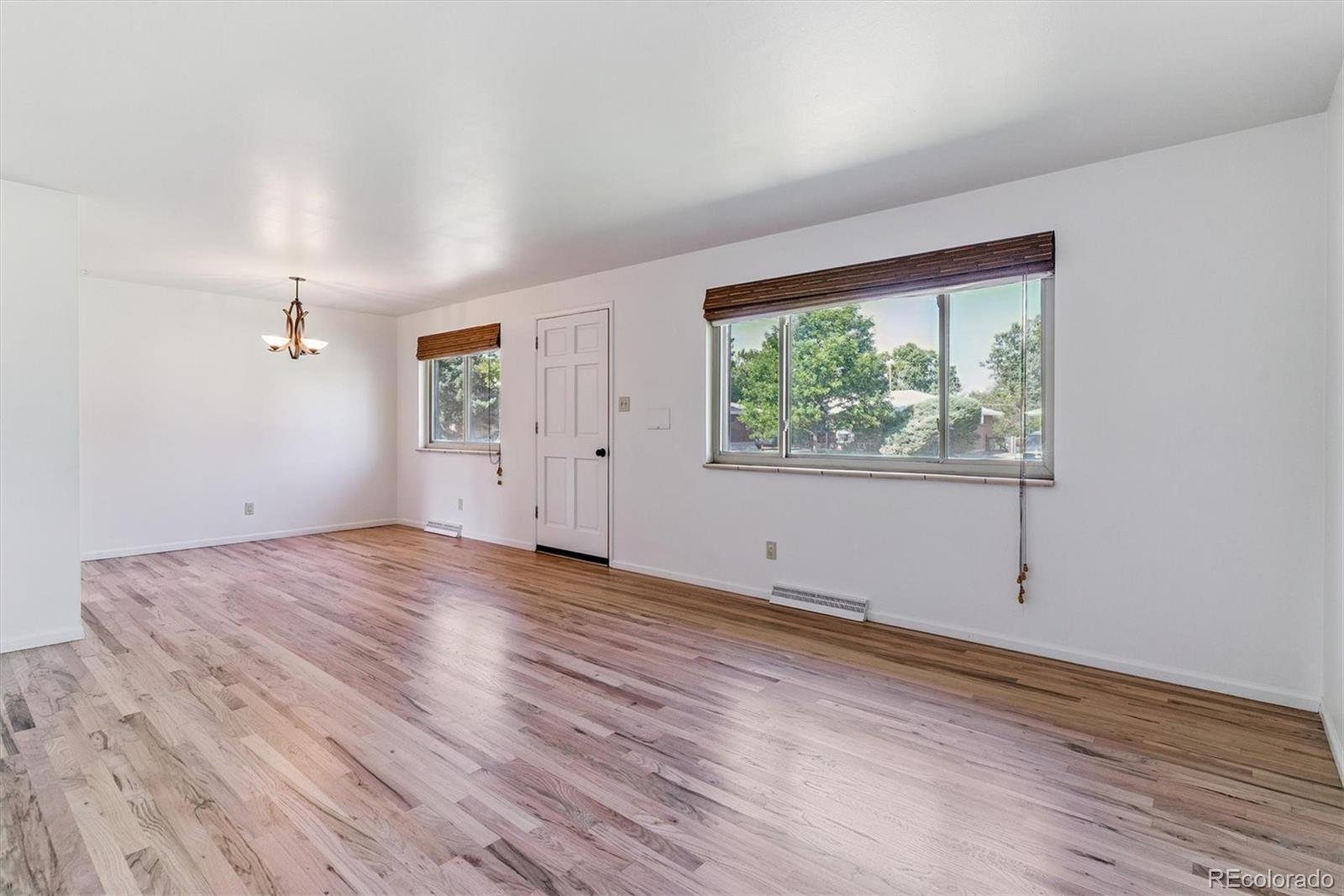 MLS Image #3 for 4010 s inca street,englewood, Colorado