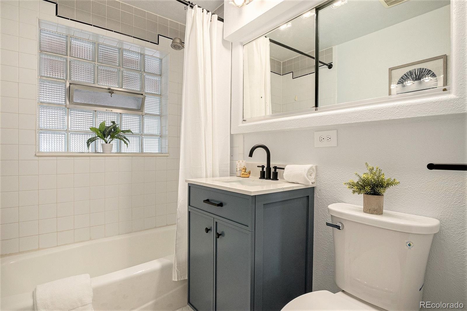 MLS Image #13 for 5516 s elmwood street,littleton, Colorado