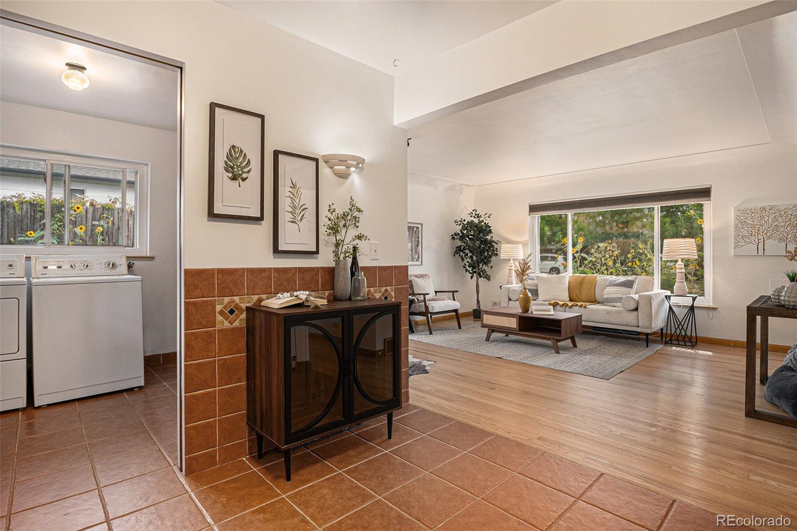 MLS Image #4 for 5516 s elmwood street,littleton, Colorado