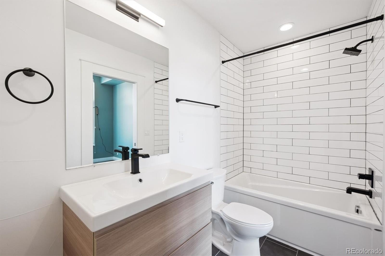 MLS Image #8 for 3124 n gilpin street,denver, Colorado