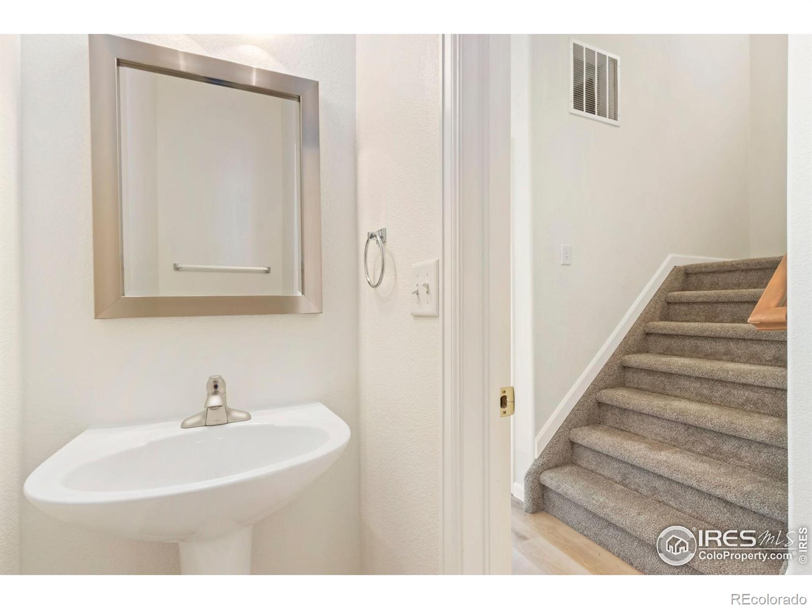 MLS Image #7 for 2862  kansas drive,fort collins, Colorado