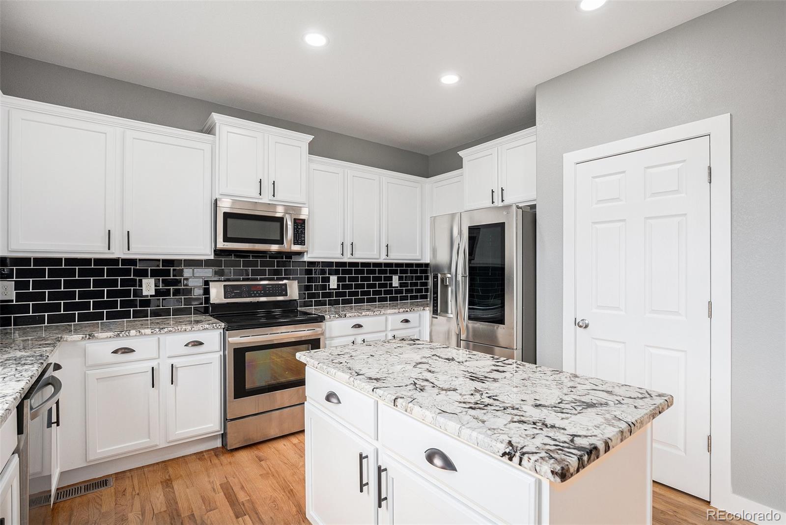 MLS Image #11 for 11011  newark street,commerce city, Colorado