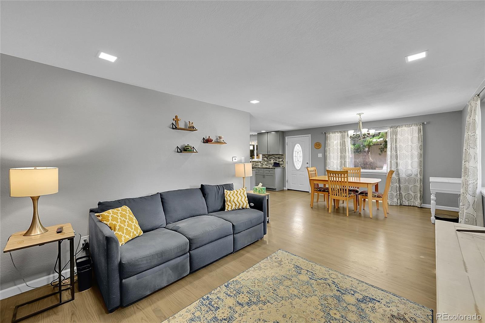 MLS Image #11 for 6973  oak way,arvada, Colorado