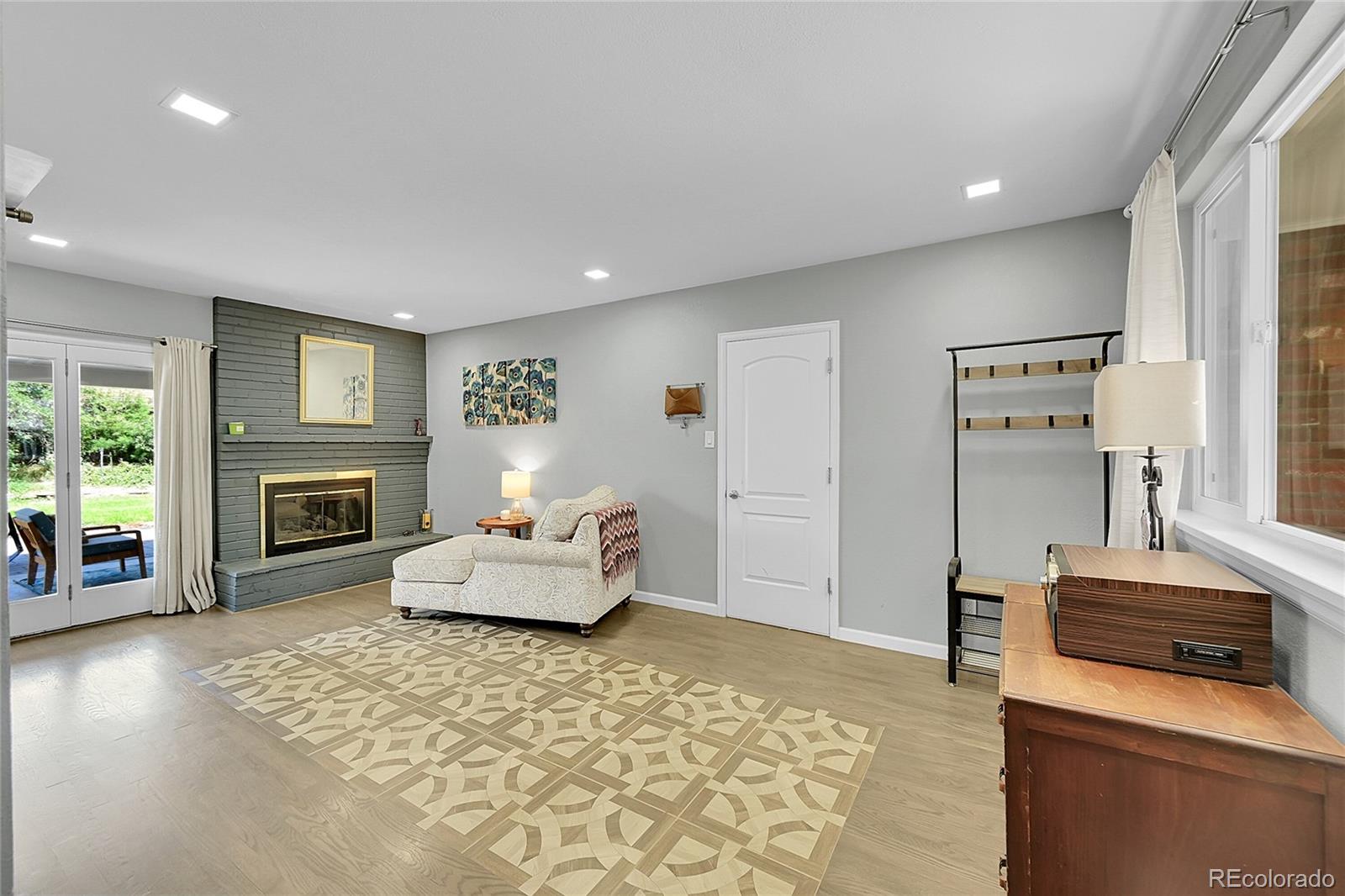 MLS Image #15 for 6973  oak way,arvada, Colorado