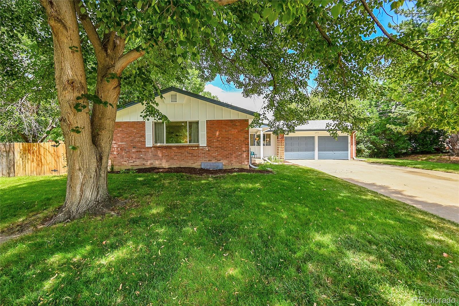 MLS Image #3 for 6973  oak way,arvada, Colorado