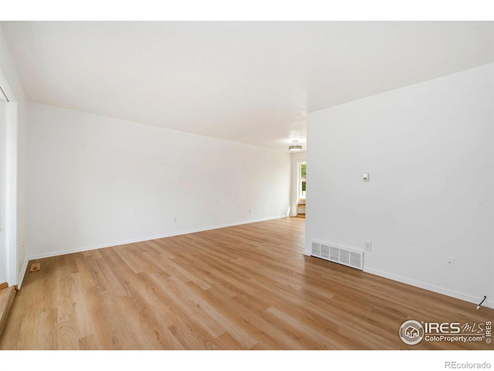MLS Image #4 for 17  tulip court,windsor, Colorado