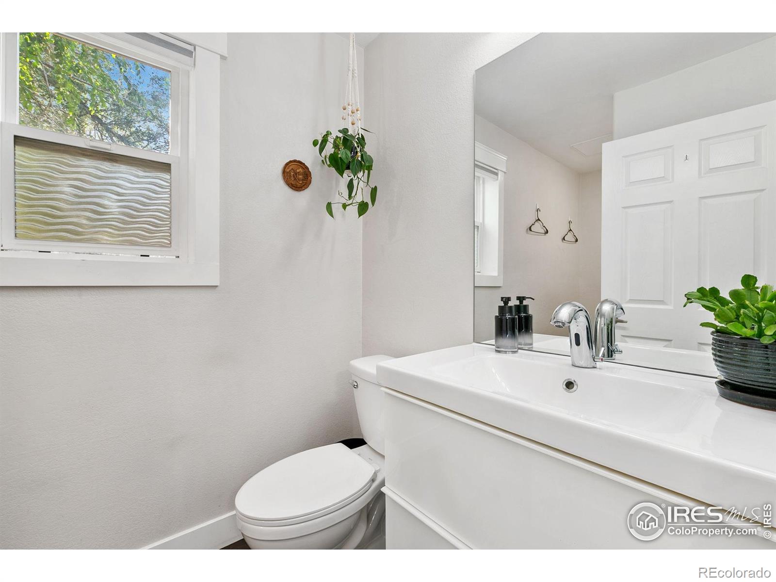 MLS Image #10 for 508 s overland trail,fort collins, Colorado