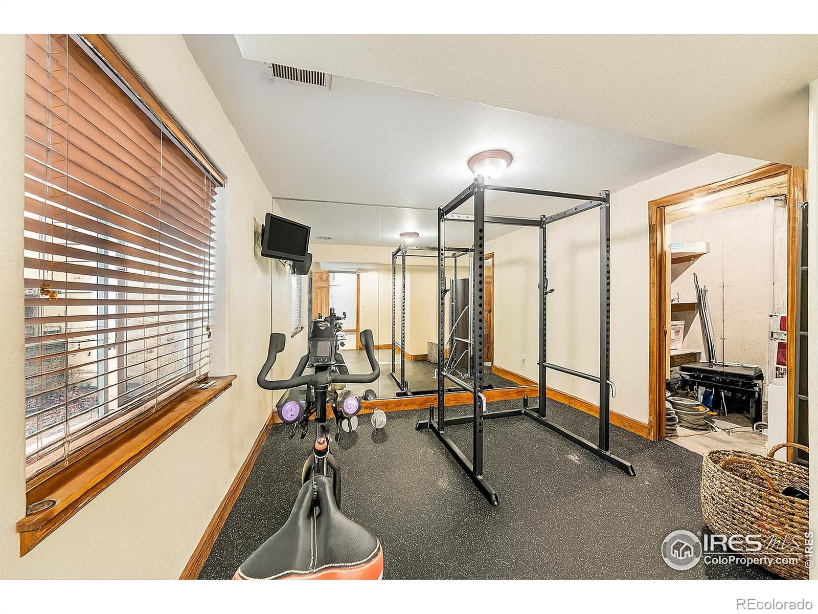 MLS Image #24 for 5927  twin wash square,fort collins, Colorado