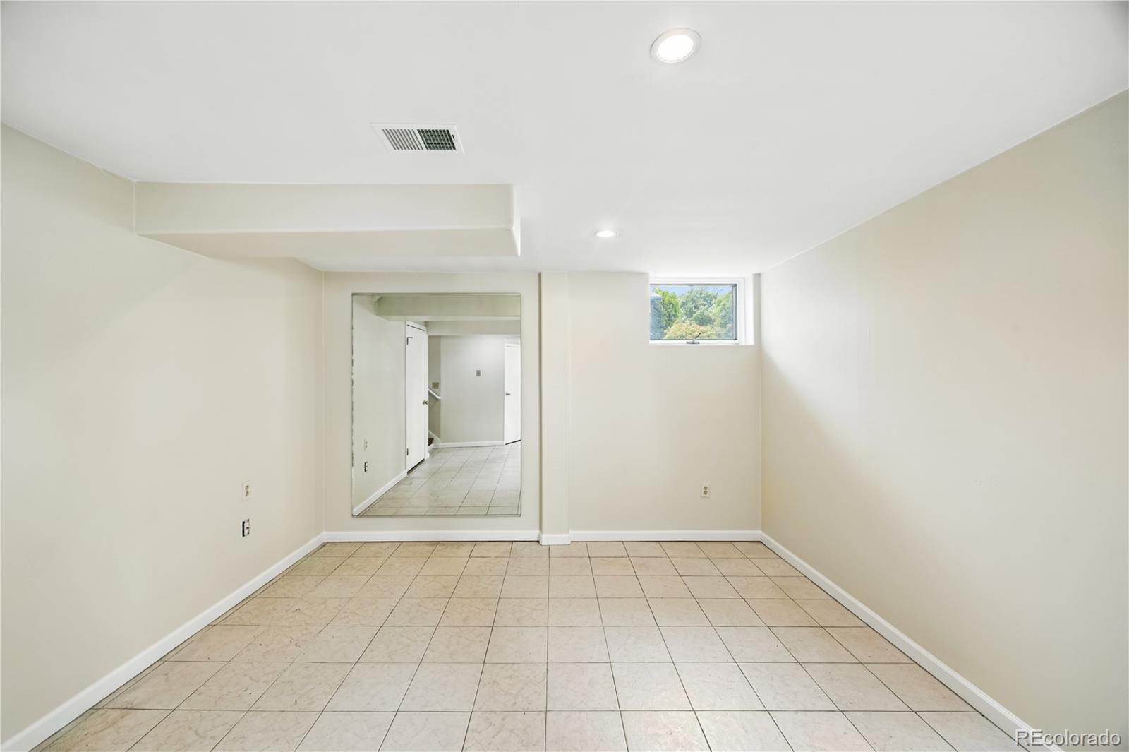 MLS Image #16 for 6406 w 70th avenue,arvada, Colorado
